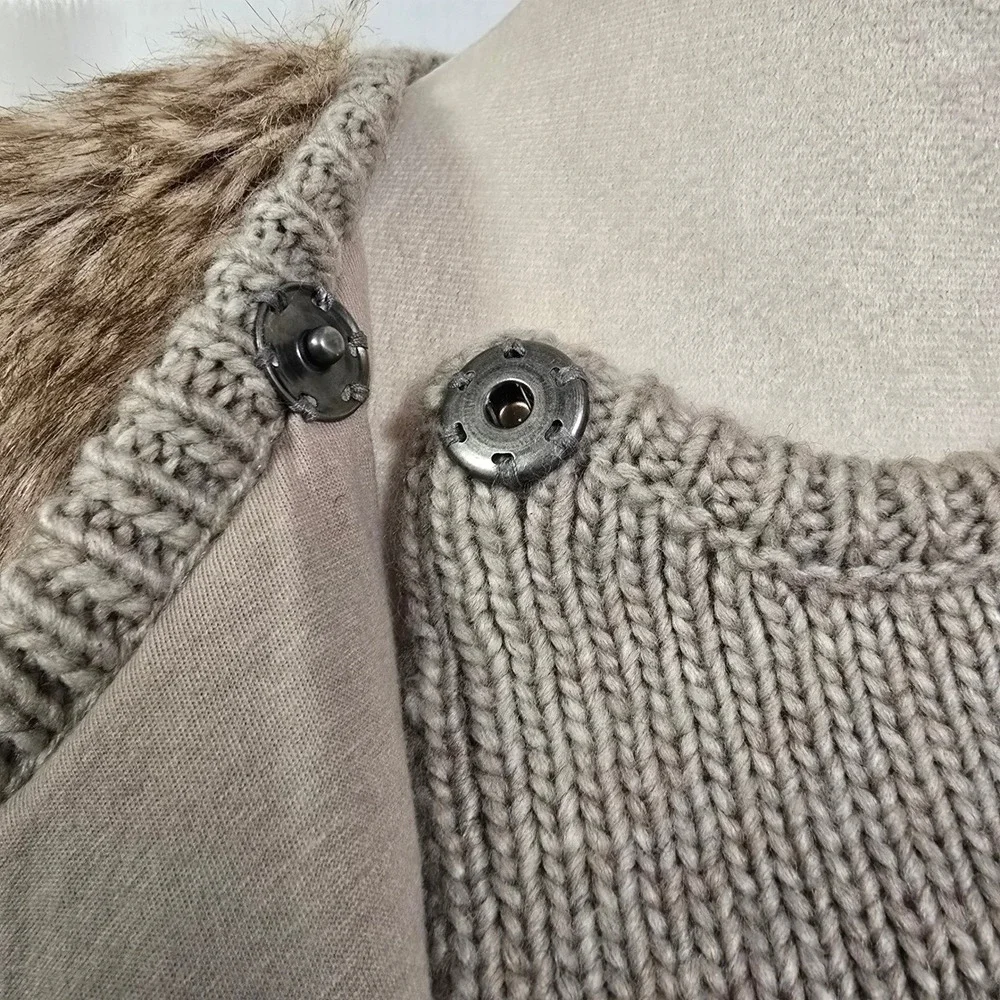 Forever 21 Faux Fur Vest‎ Sweater Back Zipper Closure Brown Women's Medium Fall
